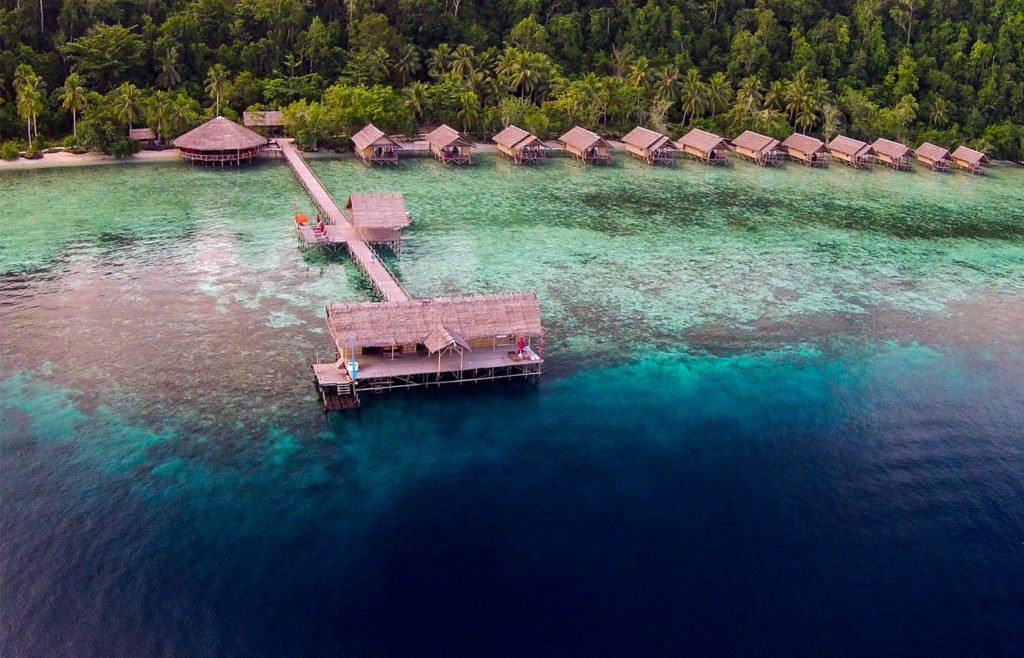 papex_home_slider1 - Papua Explorers Resort Raja Ampat