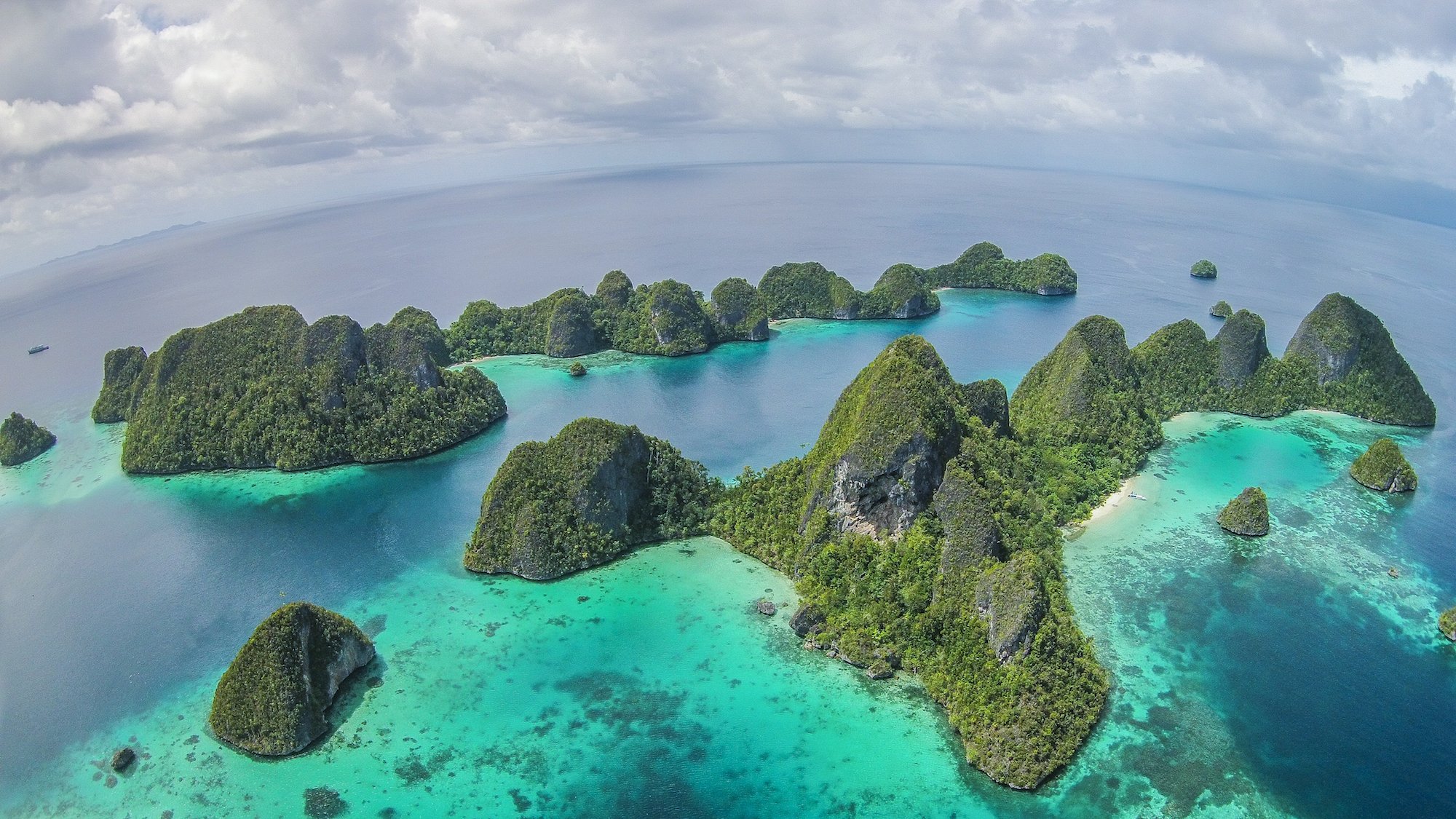 (English) island panorama of the wayag islands in raja ampat